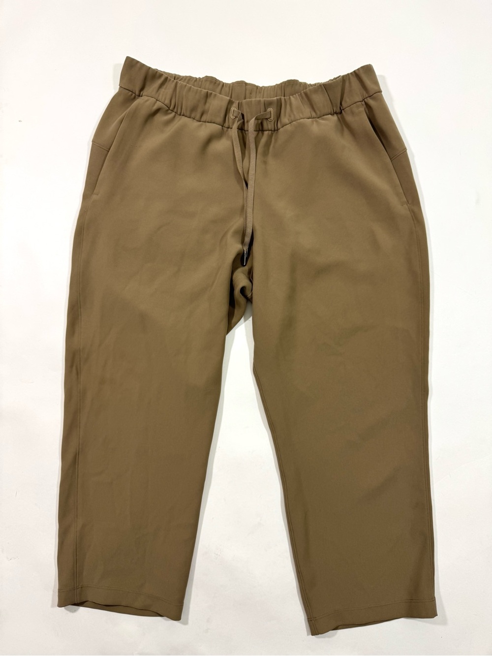 Lululemon On The Fly Crop Woven 23 Inch Frontier